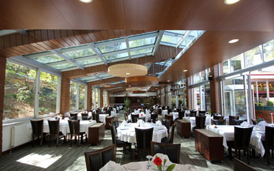 Perfopan Wooden Acoustic Panel Systems Restaurants and Cafeterias